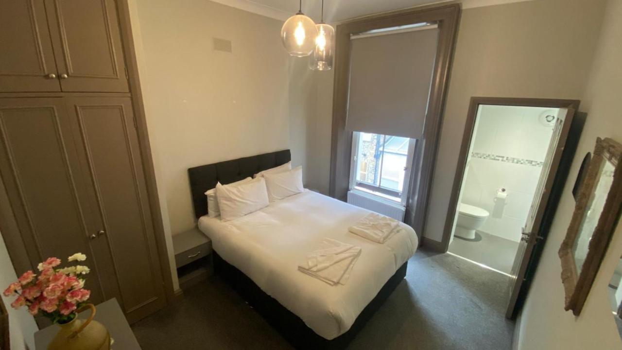 3 Notting Hill, Portobello Road-Amazing Location! Лондон Экстерьер фото