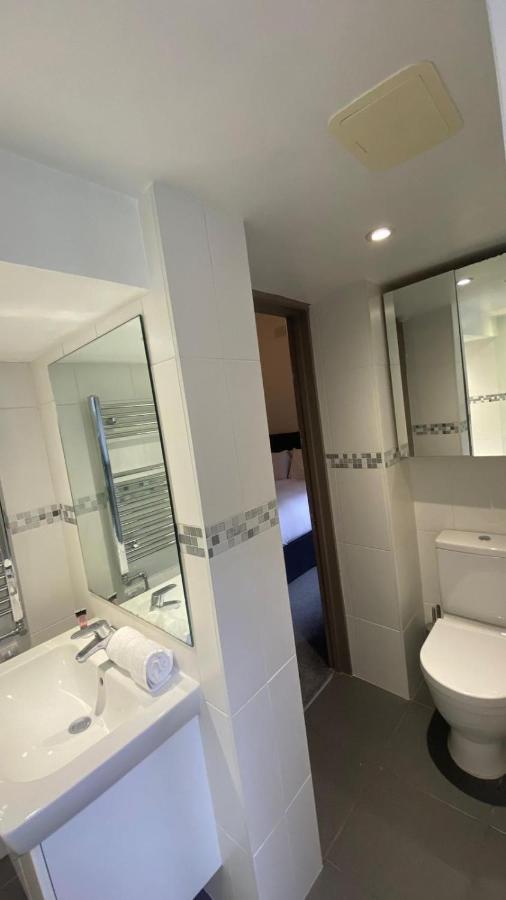 3 Notting Hill, Portobello Road-Amazing Location! Лондон Экстерьер фото
